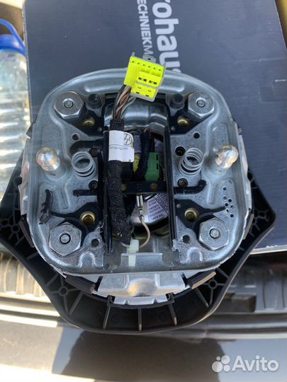 Подушка безопасности в руль bmw e81 e87