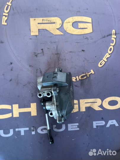 Механизм изменения геометрии впускного коллектора