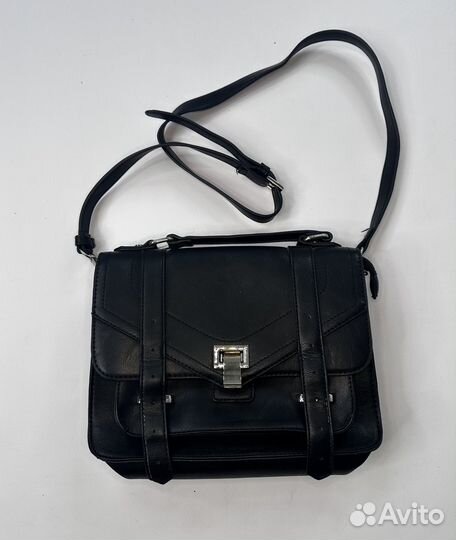 Женская сумка черная