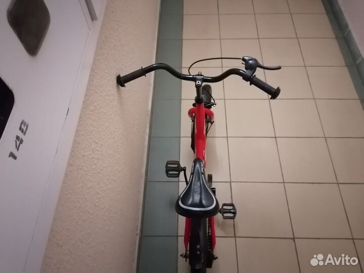 Детский велосипед 16