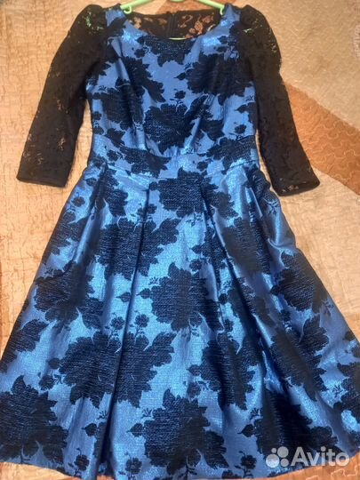 Продам платья