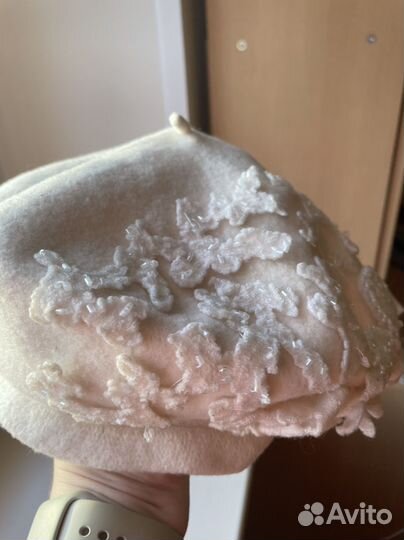 Берет женский, шерсть