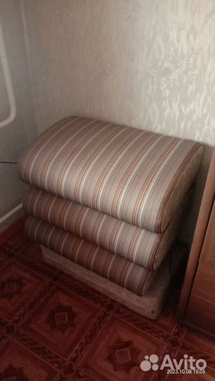 Угловой диван