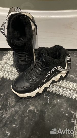 Обувь на девочку