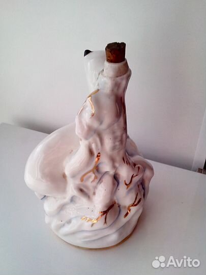 Ласка горностай пролетарий фарфор Коррида