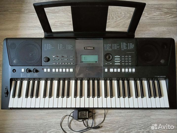 Синтезатор yamaha psr e423