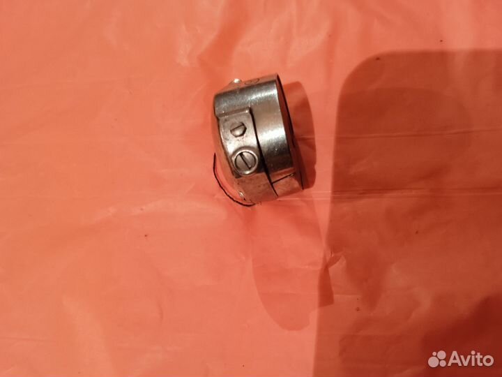 Челнок для швейной промышленной машинки