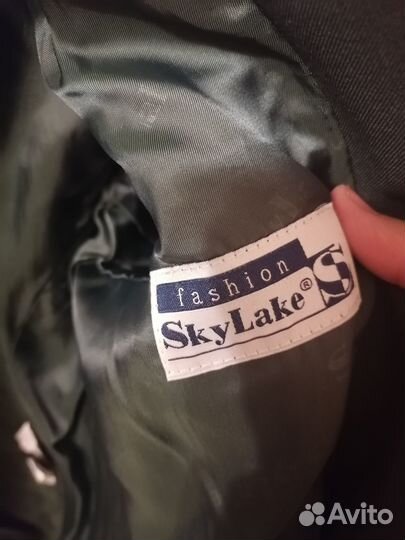 Пиджак зелёный для мальч и девочки 128 и 134 зел