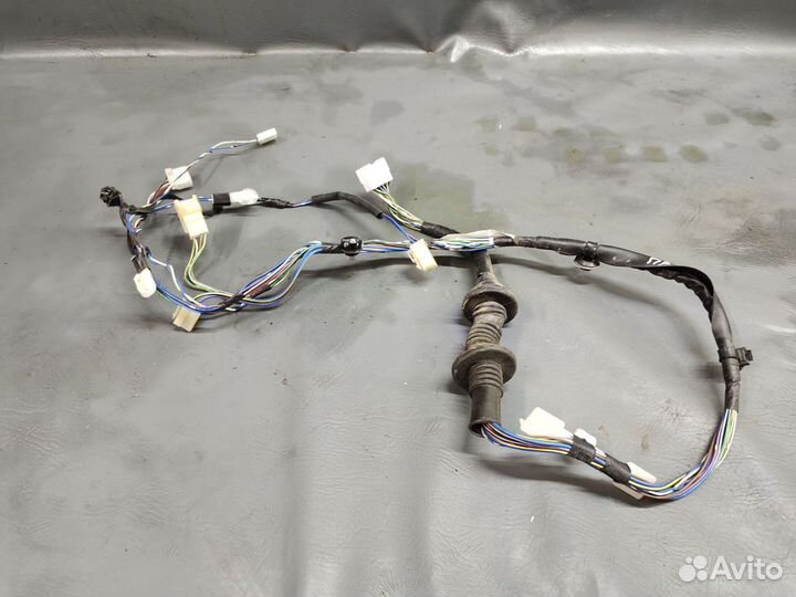 Проводка двери Faw V5 передняя правая