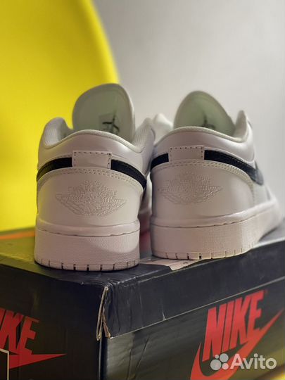 Кроссовки Nike Air jordan 1 low