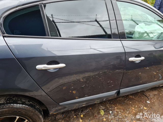 Дверь задняя правая Renault Fluence