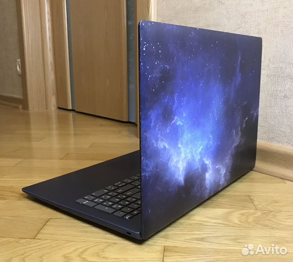 Игровой Lenovo i3-7130U/8Gb/MX110/SSD240Gb