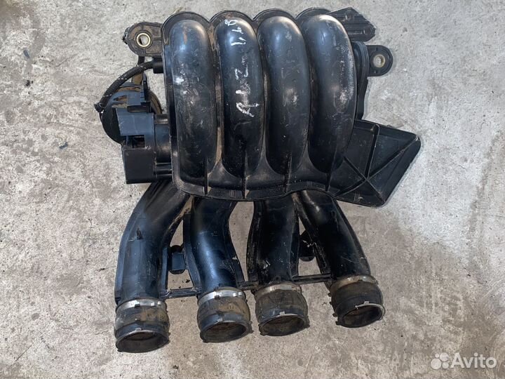 Коллектор 06B133210AK Passat b5+ 1.6 ALZ