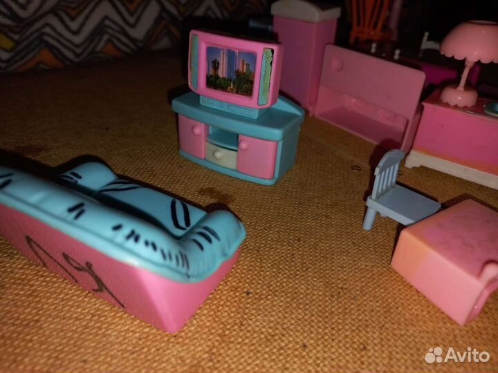 Набор игрушечной мебели