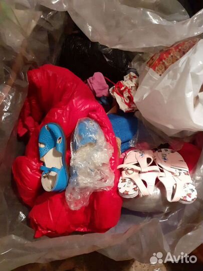 Пакет с детской одеждой