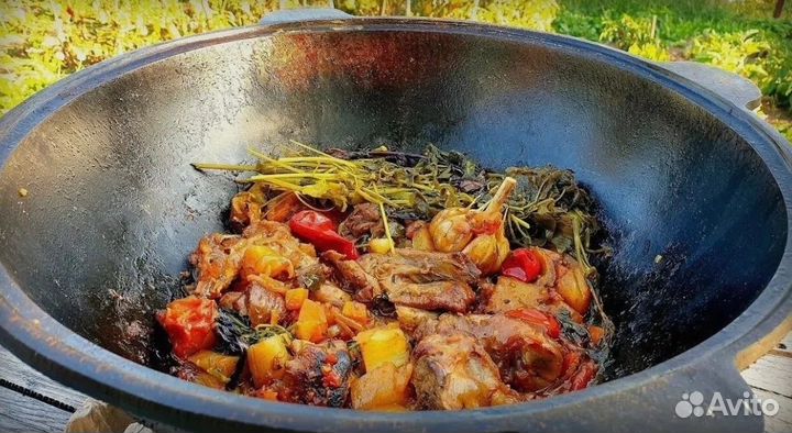 Казан чугунный узбекский с крышкой для плова