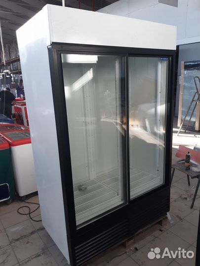 Холодильный шкаф