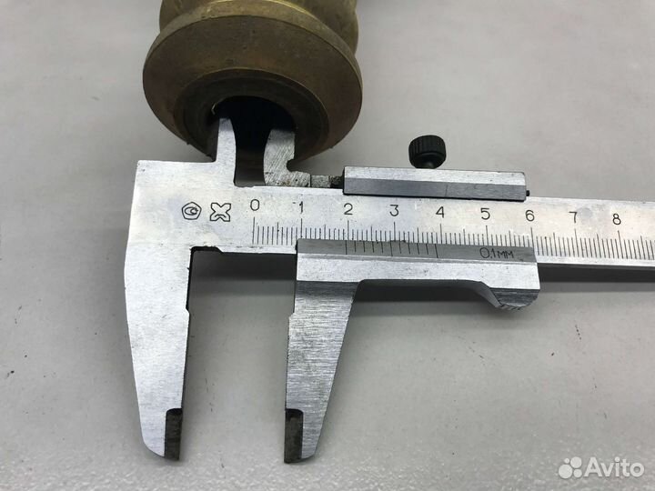 Пыльник амортизатора Daihatsu Gran Move 2000 г.в