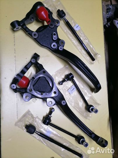 Поворотные кулаки Dodge Challenger