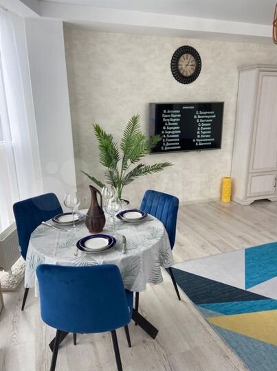 2-к. квартира, 60 м², 15/15 эт.