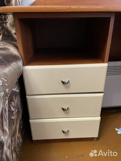 Компьютерный стол