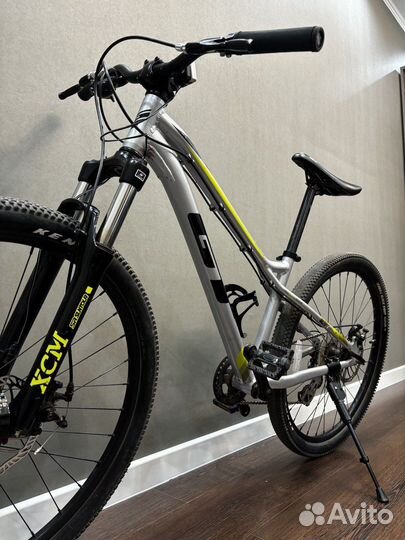 Велосипед горный GT stomper ace 26