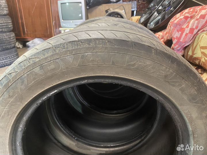 Yokohama Advan Fleva V701 205/55 R16