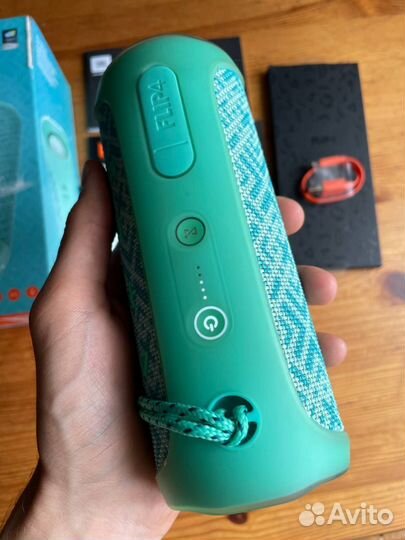 Колонка jbl flip 4