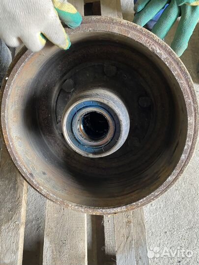 Мерседес 814 ступица барабан передняя