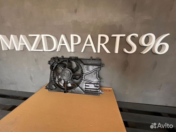 Диффузор радиатора Mazda CX30 CX-30 новый оригинал