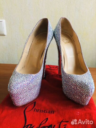 Туфли Christian Louboutin Daffodile Swarovski ориг