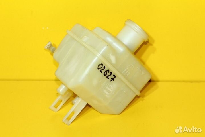 Range Rover III L322 Бачок главного тормозного цил