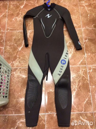 Гидрокостюм для водных видов спорта