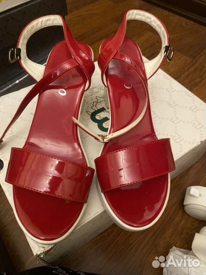 Босоножки 38