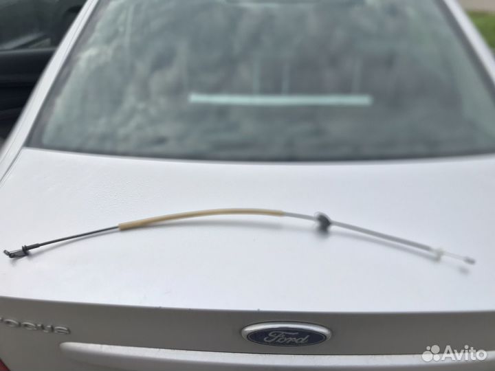 Трос ручки, замка передней двери Ford Focus 2