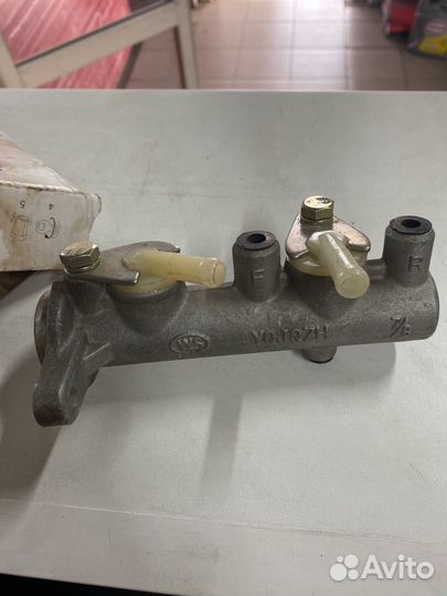 Цилиндр тормозной главный FAW