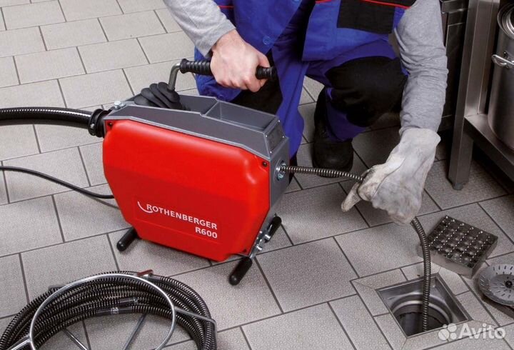 Чистка выгребных ям, устранение засоров и т.д