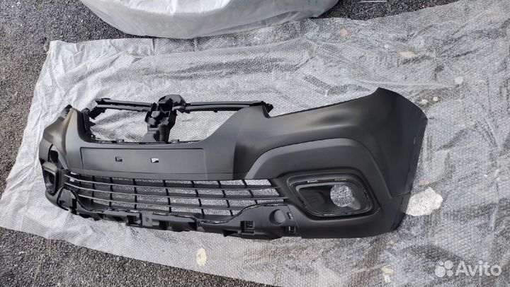 Бампер Renault Logan Sandero Stepway рестайлинг