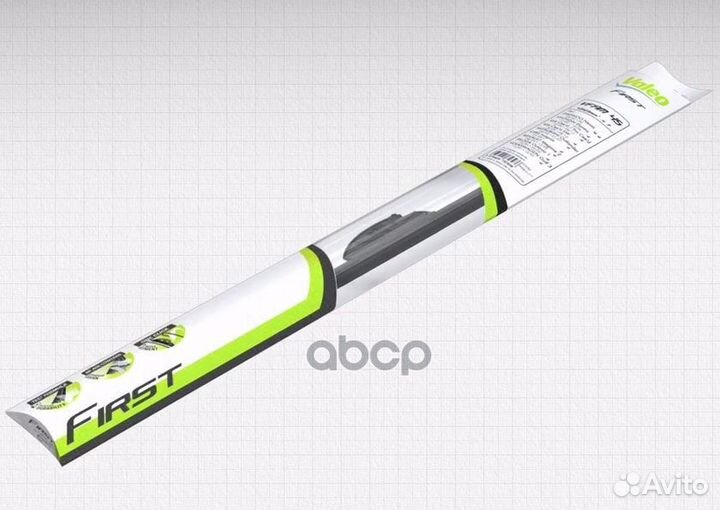 Щетка ст/оч. плоская Valeo First 450 мм 575793