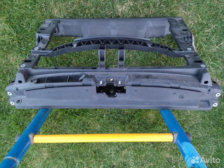 Панель радиатора Volkswagen Polo 2013г