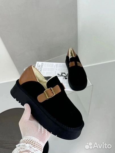 Женская обувь