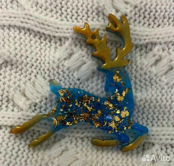 Елочная игрушка олень