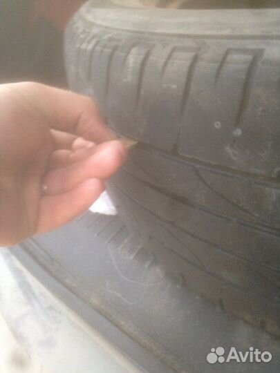 Bridgestone Dueler H/P Sport 215/60 R17