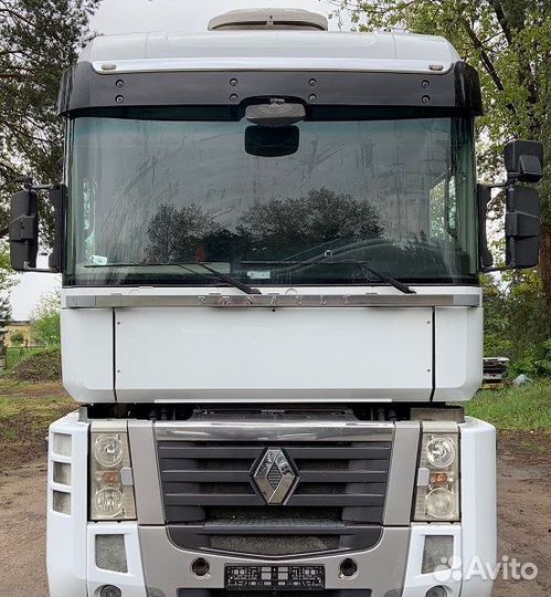 Renault Magnum, 2011
