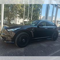 Infiniti FX37 3.7 AT, 2011, 143 000 км, с пробегом, цена 2 700 000 руб.