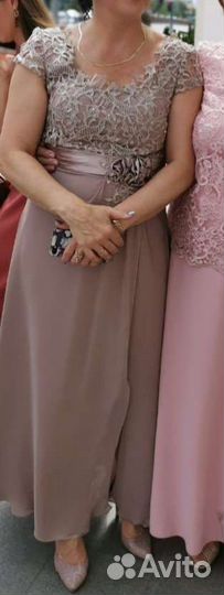 Вечернее платье