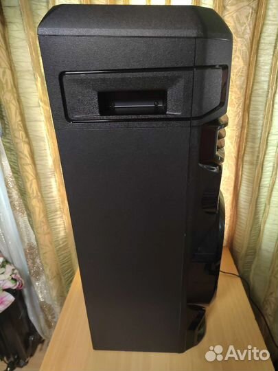 Мощная блютуз колонка LG ON88