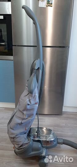 Пылесос Kirby Sentria