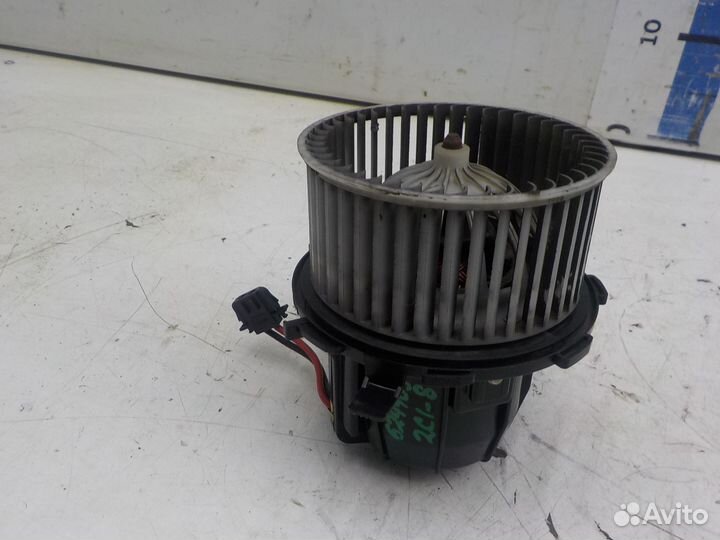 Мотор печки Audi Q5 2008