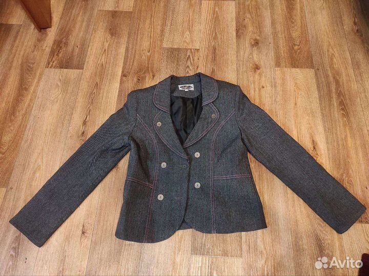 Школьная форма для девочки 38 р-р